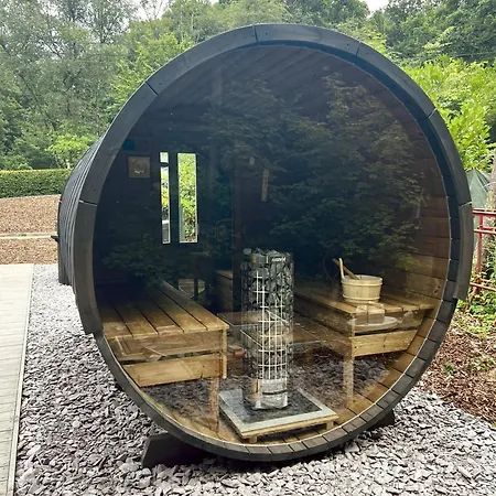 Serenity - Sauna & Jacuzzi