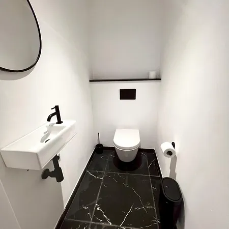 Serenity - Sauna & Jacuzzi 別荘 *