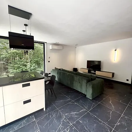 Serenity - Sauna & Jacuzzi 別荘 デュルビュイ